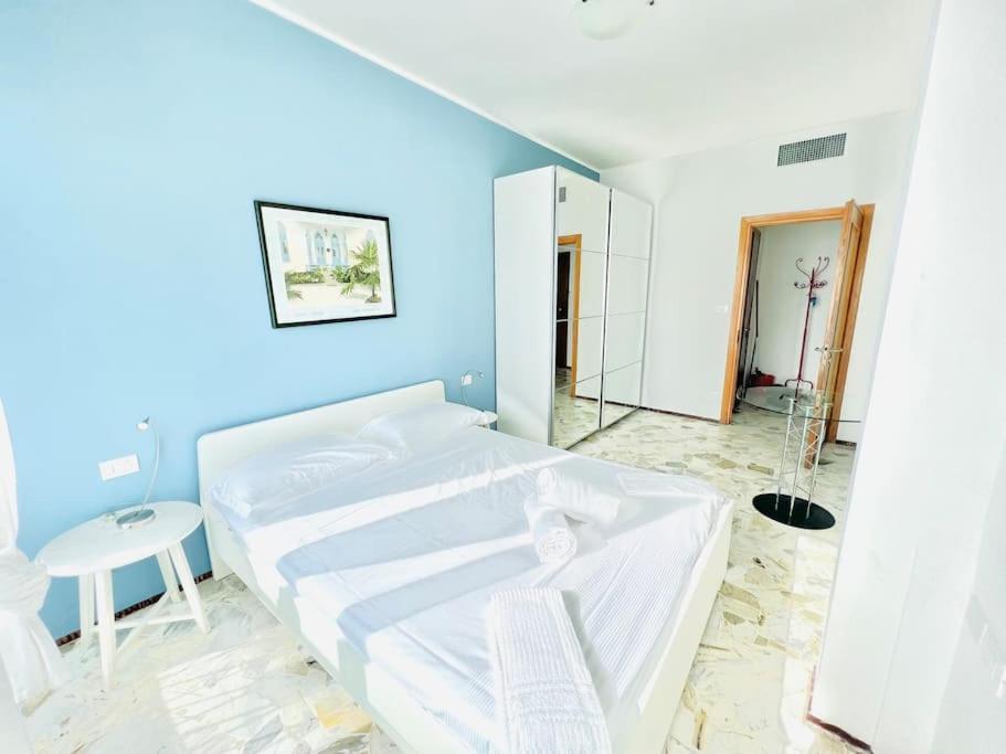 Suite Sunset 18 - Fronte Mare San Remo Zewnętrze zdjęcie
